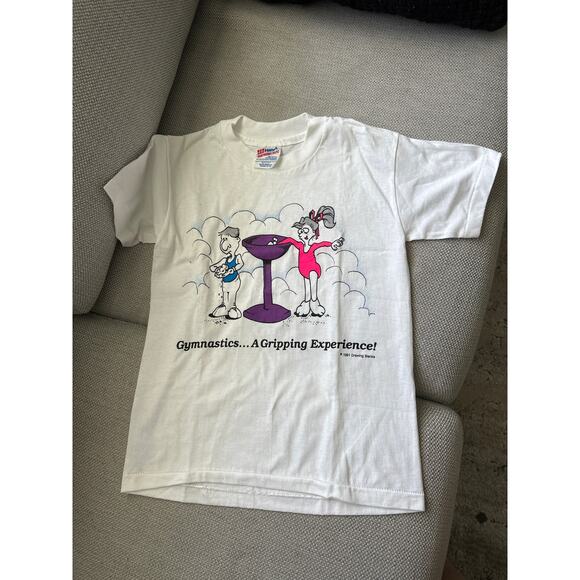 🔴Hanes Heavyweight 50/50 Vintage Gymnastics A Gripping Experience Tee - Picture 1 of 6